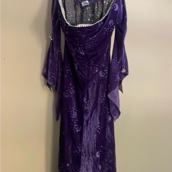 Halloween costume - Picture 10 of 16